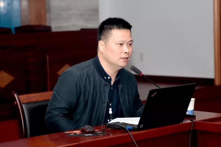 海职高分管副校长李志文发言